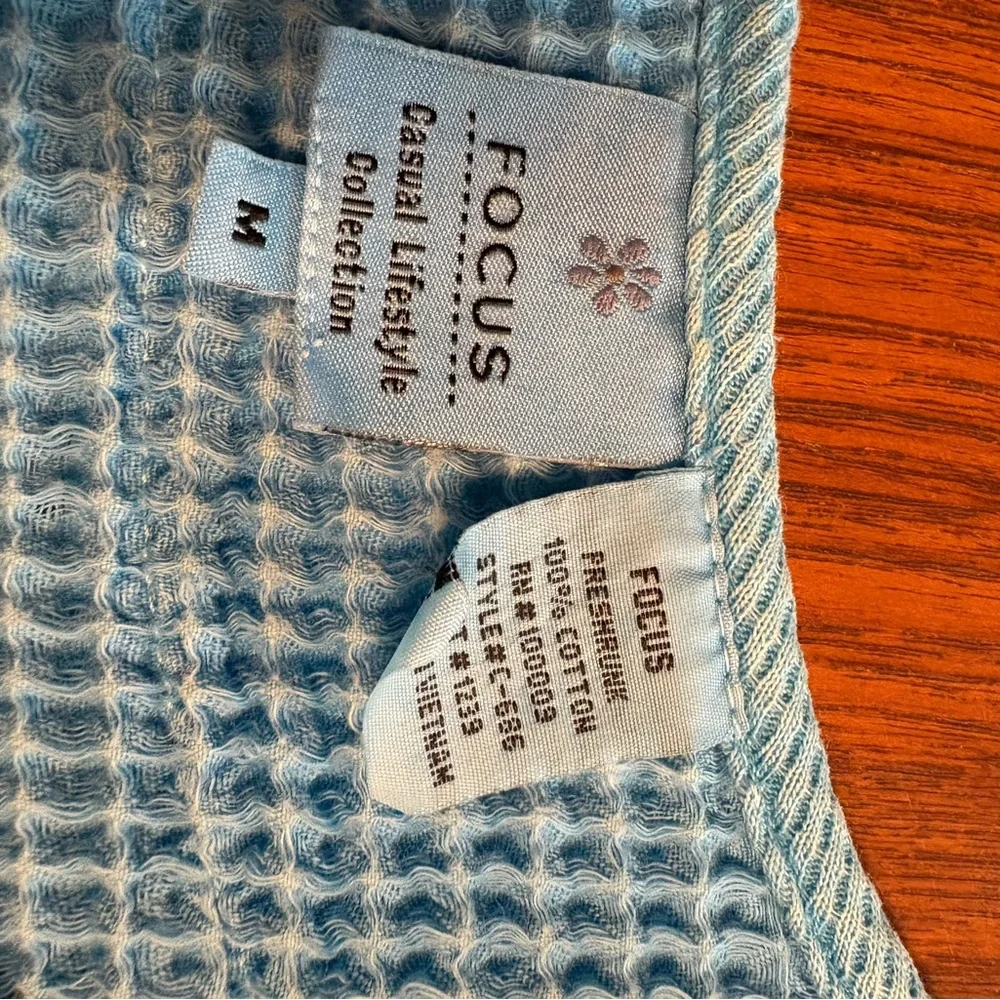 Focus Blue Button-Up Women's‎ Lightweight Jacket Sweater Cotton